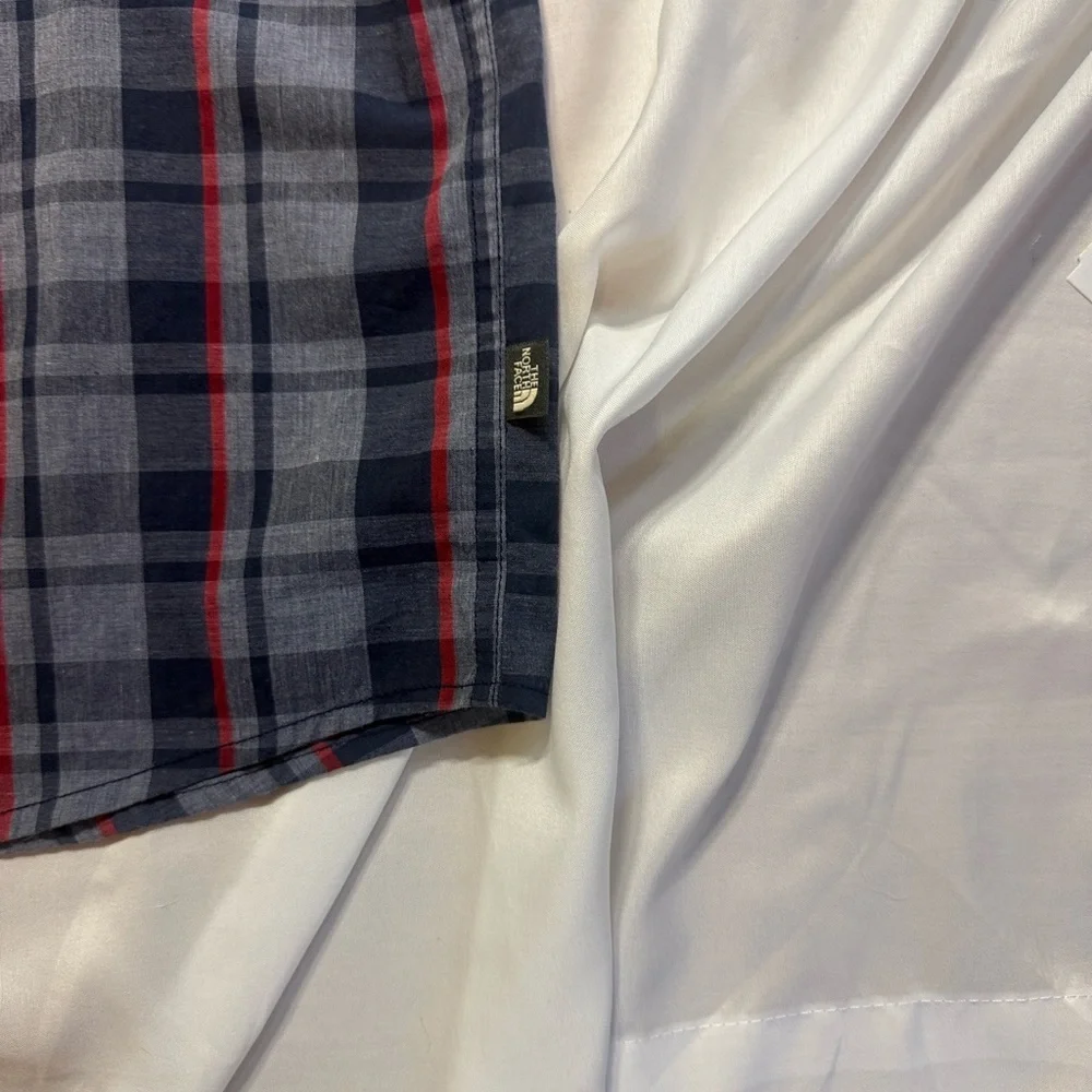 The North Face Men's Short-Sleeve Plaid Button-Down Shirt - Blue, Gray, Red